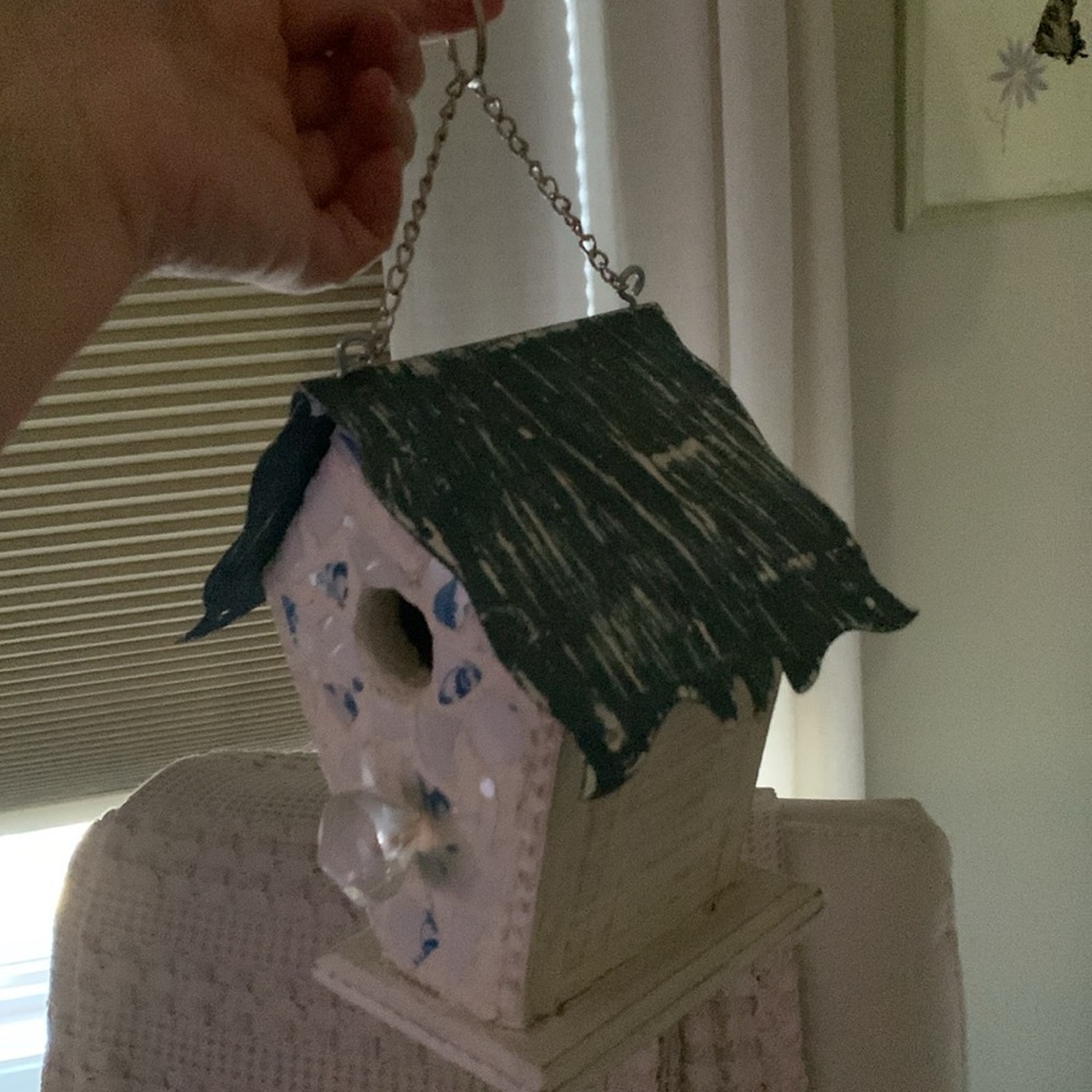 Birdhouse - Picture 4 of 10